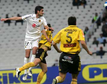 «Ζωντανή» η ΑΕΚ στο παιχνίδι της 2ης θέσης