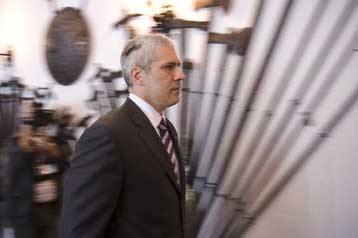 Απειλές κατά της ζωής του Τάντιτς μία εβδομάδα πριν από τις κρίσιμες εκλογές