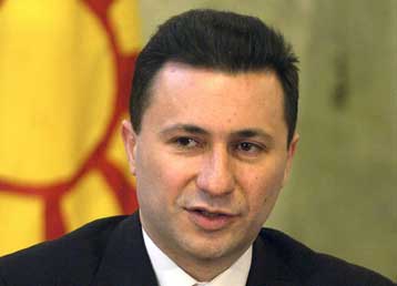 Νέες εθνικιστικές «κορώνες» από τον πρωθυπουργό της ΠΓΔΜ