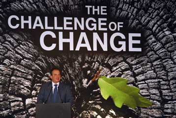 Η Ελλάδα θα ανταποκριθεί στις περιβαλλοντικές της δεσμεύσεις, τόνισε ο Κ.Καραμανλής