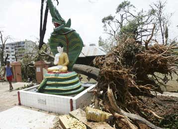 Στους 22.500 εκτινάσσεται ο αριθμός των νεκρών από τον κυκλώνα στη Μιανμάρ