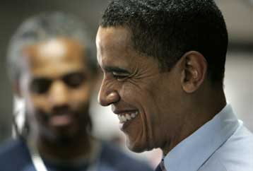 Κρίσιμες αναμετρήσεις σε Ιντιάνα και Β.Καρολίνα για το χρίσμα των Δημοκρατικών