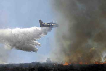 Βοήθεια 89,7 εκατ. ευρώ από το Ταμείο Αλληλεγγύης της ΕΕ για τις πυρόπληκτες περιοχές