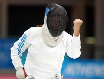 Κρέμασαν τα… ξίφη τους Μαγκανουδάκη και Σιδηροπούλου