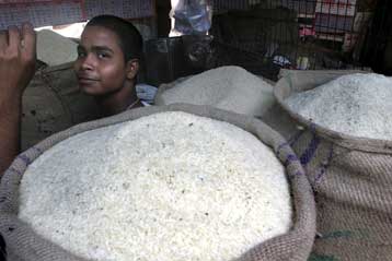 Μακροπρόθεσμη λύση στην επιστιστική λύση μπορεί να δώσει ο Διεθνής Οργανισμός Εμπορίου