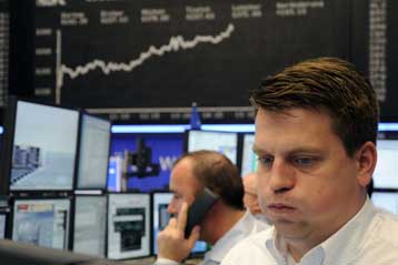Τάσεις ανόδου στην Γουόλ Στριτ, διακυμάνσεις στις αγορές της Ευρώπης