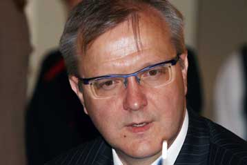 Παρέμβαση στις σερβικές εκλογές υπέρ των φιλοευρωπαϊκών δυνάμεων από τον Όλι Ρεν