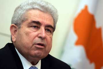 Υποστήριξη για το Κυπριακό υποσχέθηκε στη Λευκωσία ο Γάλλος πρωθυπουργός