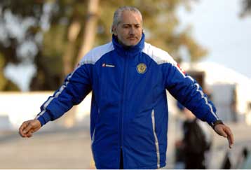 Αποδοκιμάστηκε και… παραιτήθηκε ο Σηφάκης από το Αιγάλεω