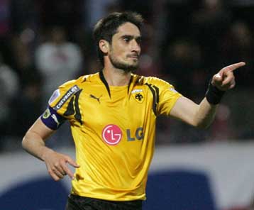 Βολές Λυμπερόπουλου κατά πάντων μέσα στην ΑΕΚ