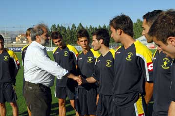 Διάψευση Αστέρα για τα σενάρια παραίτησης του προέδρου