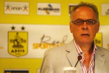 «Δεν καταστραφήκαμε» λέει ο πρόεδρος του Αρη, Θανάσης Τζεβελέκης