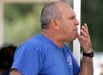 Αναστόπουλος αντί Βαζάκα στην τεχνική ηγεσία του Ιωνικού