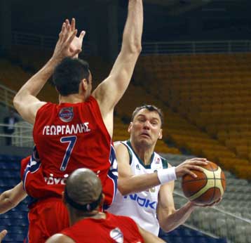 «Αιώνιοι» για το διπλασιασμό, Πανιώνιος και Μαρούσι για την ισοφάριση