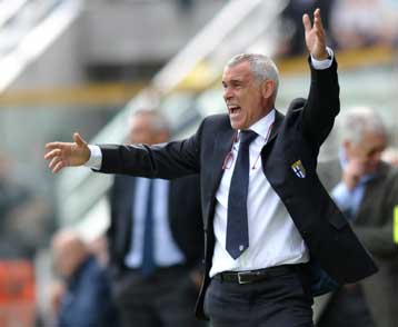 Η Πάρμα απέλυσε τον Κούπερ πριν τον «τελικό» με την Ίντερ