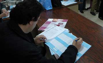 Στο μικροσκόπιο της Εφορίας οι ηλεκτρονικές δηλώσεις με υψηλές δαπάνες