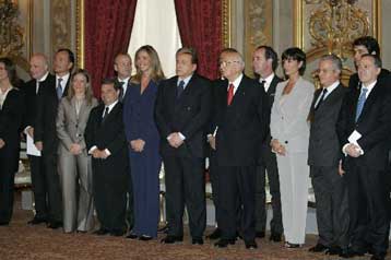 Με απόλυση απειλεί τους αργόσχολους δημόσιους υπάλληλους Ιταλός υπουργός