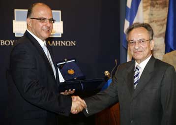 Πιέσεις προς την Αγκυρα για το Κυπριακό, ζητά από τη διεθνή κοινότητα ο Μ.Καρογιάν