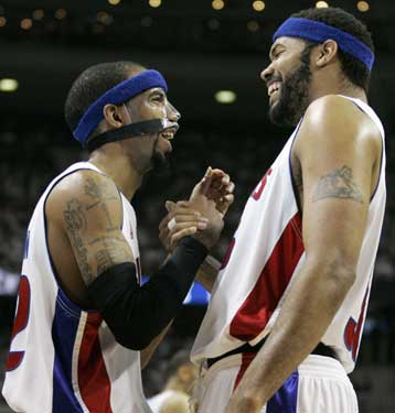 Στον τελικό της Ανατολής για έκτη συνεχή σεζόν οι Πίστονς