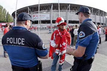 Η Αλ Κάιντα απειλεί με επιθέσεις κατά τη διάρκεια του Euro 2008