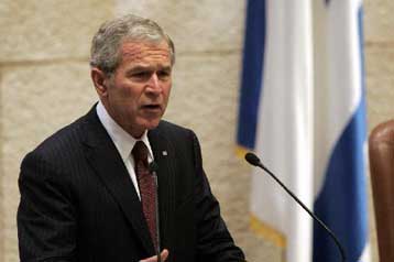 Μπους εναντίον Ομπάμα με φόντο το Ιράν και τη… ναζιστική Γερμανία