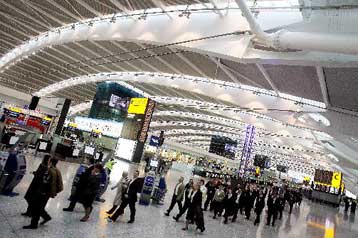 Αφγανός πρώην αεροπειρατής εργάζεται στο Χίθροου, αποκαλύπτει η βρετανική Sun