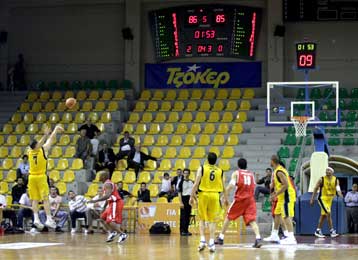 Κεκλεισμένων θυρών ο 4ος ημιτελικός Μαρούσι-Ολυμπιακός