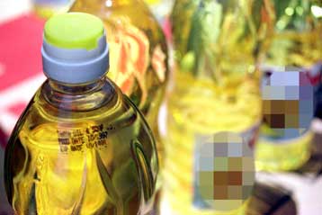 Μολυσμένα με ορυκτέλαιο όλα τα δείγματα του επίμαχου ηλιελαίου που ελέγχθηκαν