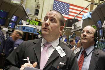 Σε καλό κλίμα έκλεισε η εβδομάδα στην Ευρώπη, οριακά η Γουόλ Στριτ