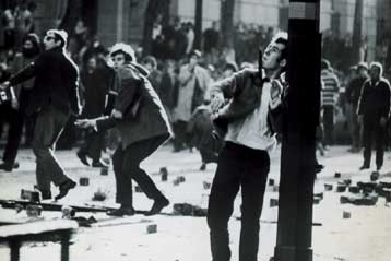 Φτώχεια, ακρίβεια και περιβάλλον θα γεννούσε έναν νέο «Μάη του 68»