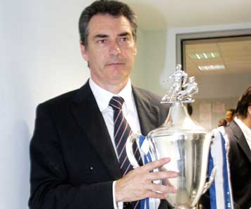 Ο Σεγκούρα αποχωρεί από την τεχνική ηγεσία του Ολυμπιακού