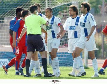 Με το… ένα πόδι στην Σούπερ Λίγκα ο Πανσερραϊκός, μόνος δεύτερος ο Θρασύβουλος