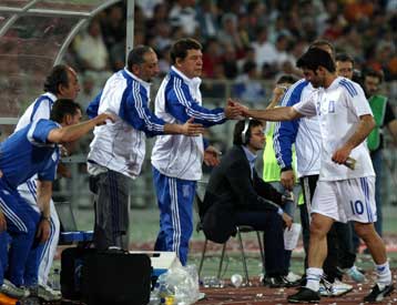 Παίκτης με μέλλον στην εθνική ομάδα ο Νίνης σύμφωνα και με τον Ρεχάγκελ