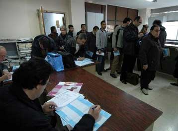 Δέκα ημέρες παράταση στις προθεσμίες υποβολής φορολογικών δηλώσεων μέσω Internet