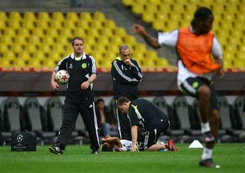 Τραυματισμός του Ασλεϊ Κόουλ πριν τον τελικό της Μόσχας