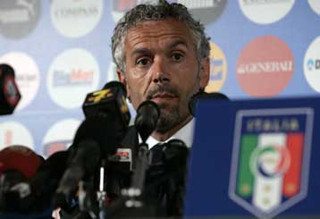 Υπό προϋποθέσεις ανανέωση της συνεργασίας του Ντοναντόνι με τη «σκουάντρα ατζούρα»