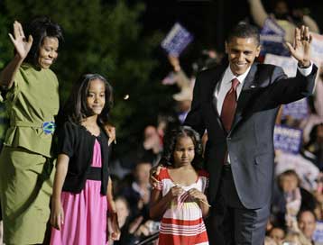 Μοιράστηκαν νίκες οι υποψήφιοι με τον Ομπάμα να κοιτά το χρίσμα και τη Χίλαρι την έξοδο