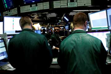 Απώλειες για την Γουόλ Στριτ και τα ευρωπαϊκά χρηματιστήρια την Τετάρτη