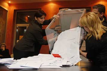 Μεγάλο προβάδισμα στο κόμμα του Μ.Σαακασβίλι δείχνει exit poll στη Γεωργία