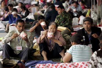 Αλλαγή στη στάση του Πεκίνου μετά το σεισμό διακρίνει ο Δαλάι Λάμα