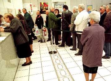 Στις 23 Mαΐου η πρώτη δόση της αύξησης στις συντάξεις του Δημοσίου για το 2008