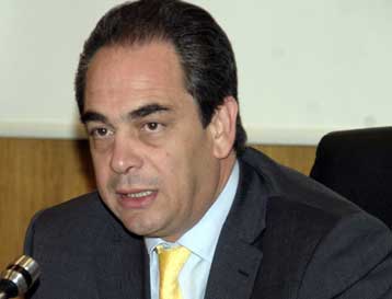 Τέσσερις προτάσεις για αποκλιμάκωση του πληθωρισμού κατέθεσε το ΕΒΕΑ στον Χρ.Φώλια