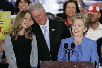 Οικογενειακή υπόθεση ο Λευκός Οίκος, αφήνει να εννοηθεί ο Μπιλ Κλίντον