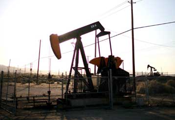 Κοντά στα 132 δολάρια σταθεροποιείται η τιμή του πετρελαίου