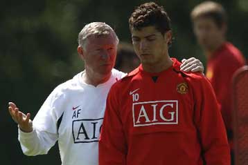 Η Ρεάλ δίνει 40 εκατομμύρια ευρώ και τον …Ρομπίνιο για να πάρει Κ. Ρονάλντο