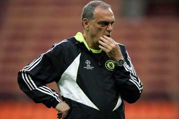 «Αντίο» του Γκραντ στην Τσέλσι με επικριτές δηλώσεις από Ανελκά