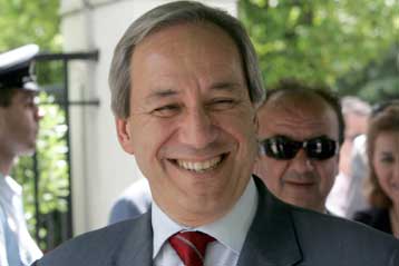 Την έξοδο στον Γ.Ζορμπά δείχνει η κυβέρνηση με νομοσχέδιο του υπουργείου Οικονομίας