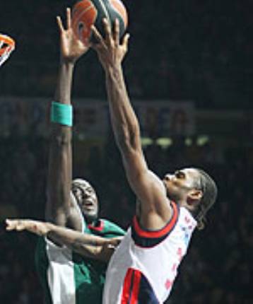 «Μπάρτσα» και Ταού στους τελικούς των ισπανικών πλέι οφ