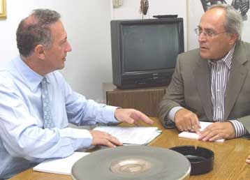 Συνεργασία ΠΑΣΟΚ-ΣΥΝ ζητούν οι Κ.Σκανδαλίδης και Ν.Κωνσταντόπουλος