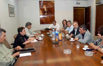 Επιχείρηση κατάργησης των συλλογικών διαπραγματεύσεων καταγγέλλει το ΚΚΕ